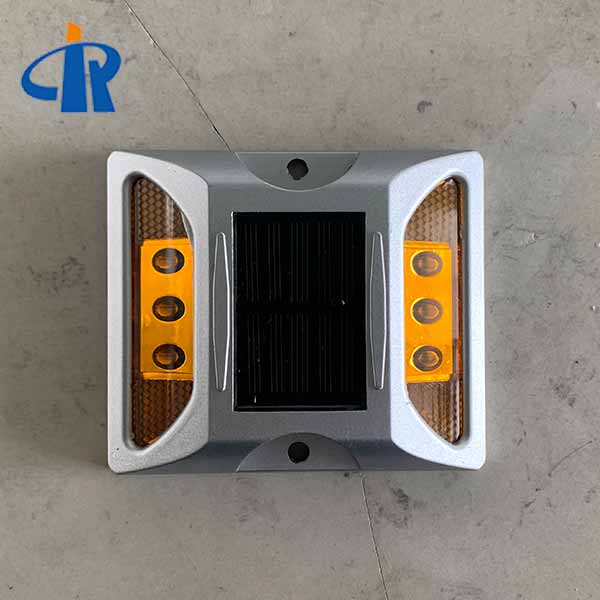 <h3>270 Degree Solar Road Stud Reflector For City Road In UAE </h3>
